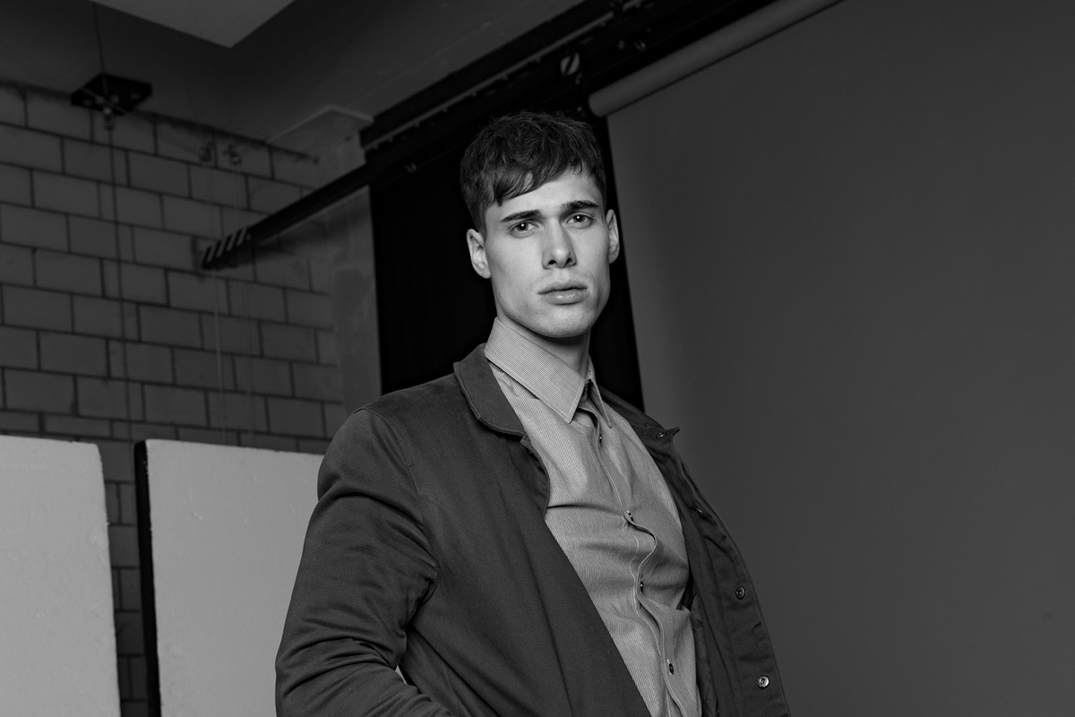 studio beauty fashion portrait